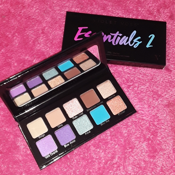 🌟NEW🌟Violet Voss Essentials 2 Eyeshadow Palette - Picture 1 of 3